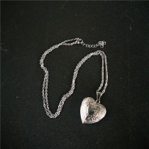 stainless steel 23MM-sublimation heart locket necklace pendant Both sides are smooth
